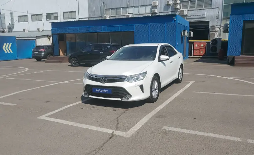Toyota Camry 2015 года за 12 000 000 тг. в Алматы