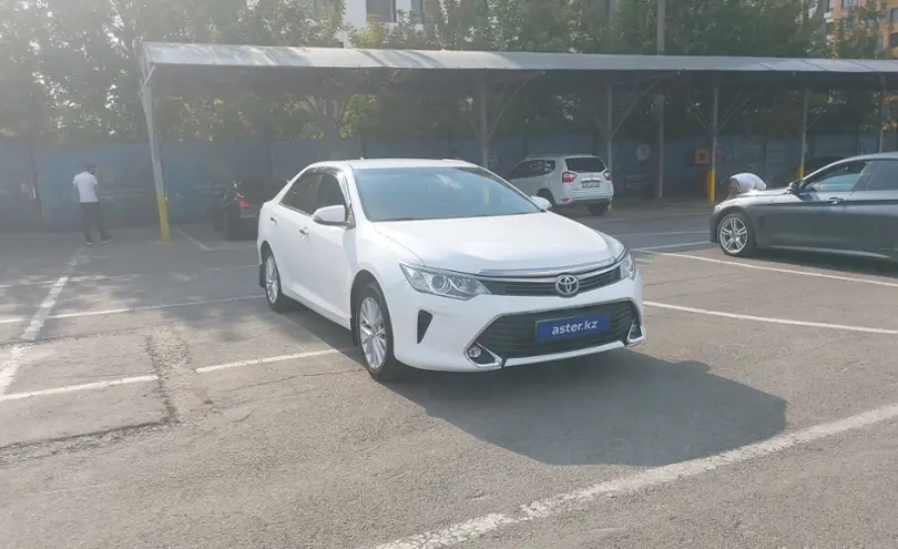 Toyota Camry 2015 года за 12 500 000 тг. в Алматы фото 2