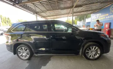 Toyota Highlander 2016 года за 16 000 000 тг. в Алматы фото 4