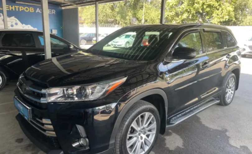 Toyota Highlander 2016 года за 16 000 000 тг. в Алматы