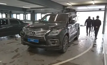 Lexus LX 2013 года за 25 000 000 тг. в Астана фото 1