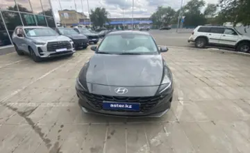 Hyundai Elantra 2023 года за 9 700 000 тг. в Уральск фото 2