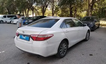 Toyota Camry 2017 года за 9 000 000 тг. в Актобе
