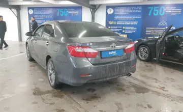 Toyota Camry 2014 года за 9 300 000 тг. в Астана фото 4