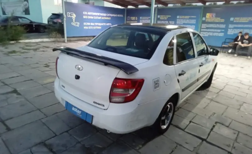 LADA (ВАЗ) Granta 2015 года за 2 000 000 тг. в Талдыкорган фото 5