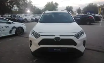 Toyota RAV4 2020 года за 15 000 000 тг. в Актобе фото 2