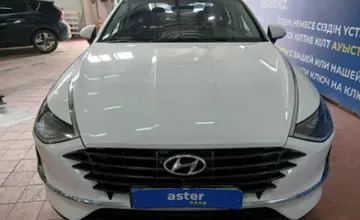 Hyundai Sonata 2023 года за 12 500 000 тг. в Астана фото 2