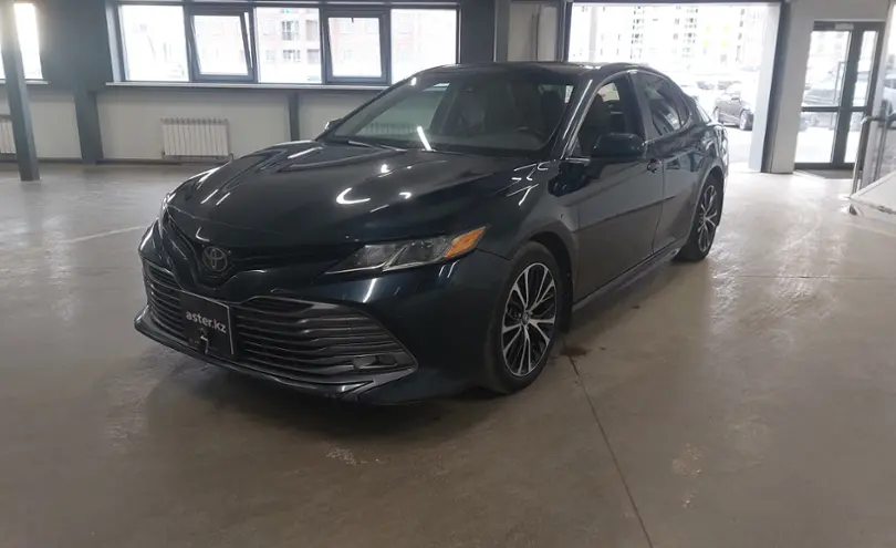 Toyota Camry 2019 года за 12 000 000 тг. в Астана
