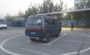 Mitsubishi Delica 1991 года за 1 000 000 тг. в Алматы фото 3