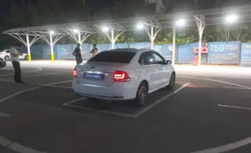 Volkswagen Polo 2019 года за 6 000 000 тг. в Алматы фото 3