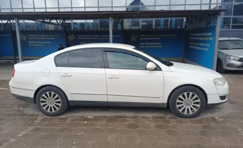 Volkswagen Passat 2006 года за 3 400 000 тг. в Караганда фото 4