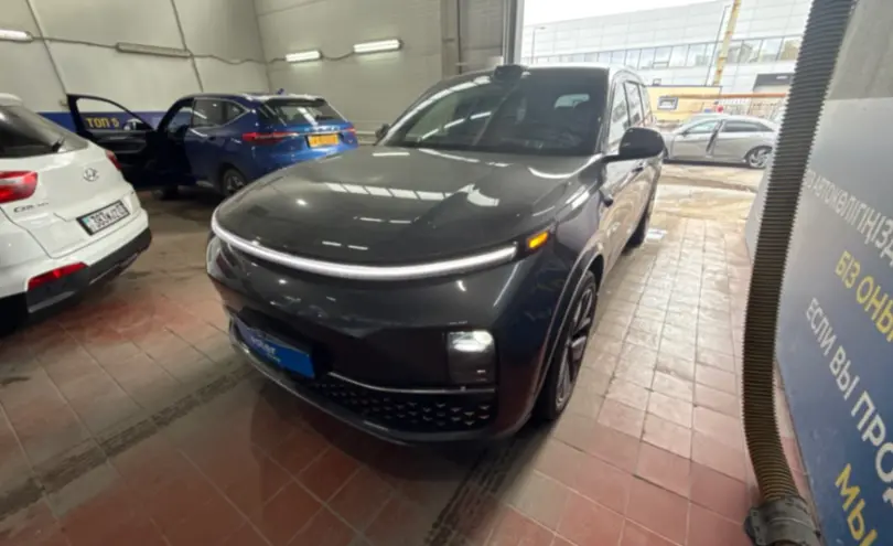 LiXiang L9 2023 года за 25 400 000 тг. в Астана