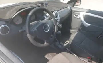 Renault Logan 2013 года за 2 200 000 тг. в Алматы фото 5