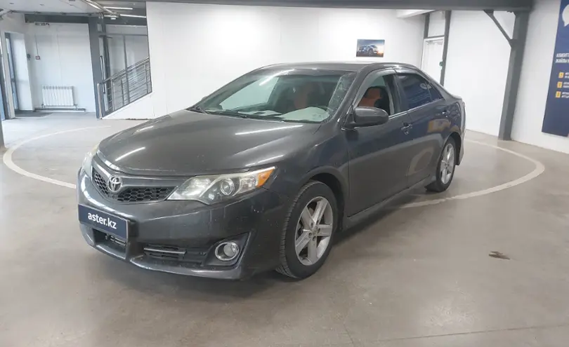 Toyota Camry 2014 года за 8 500 000 тг. в Астана