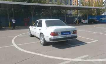Mercedes-Benz W124 1991 года за 1 100 000 тг. в Алматы фото 4