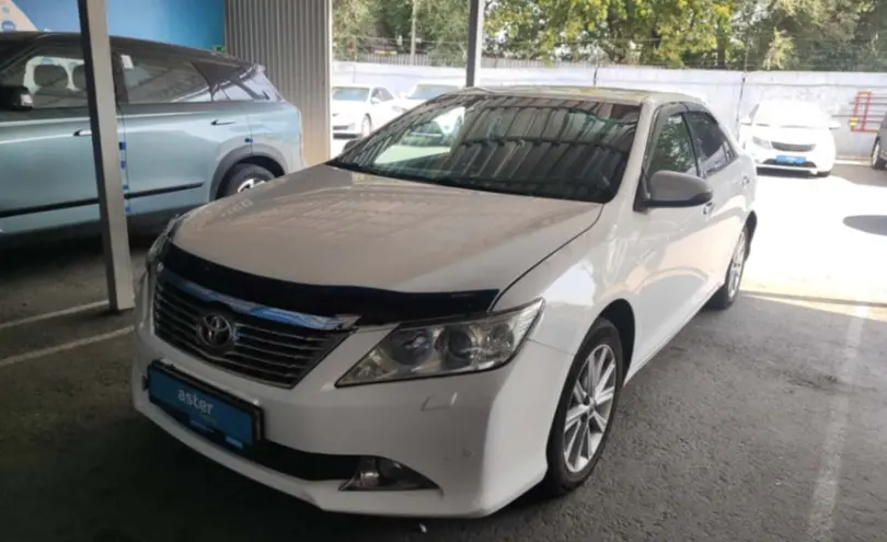 Toyota Camry 2013 года за 10 000 000 тг. в Алматы
