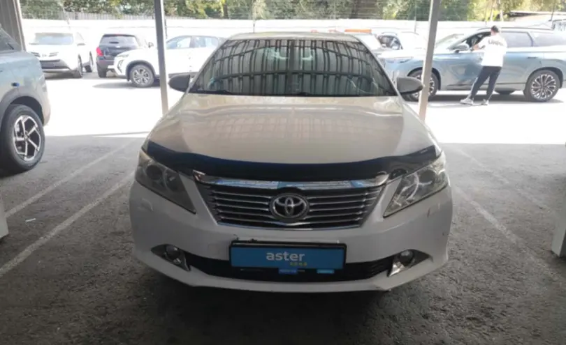 Toyota Camry 2013 года за 10 000 000 тг. в Алматы фото 2