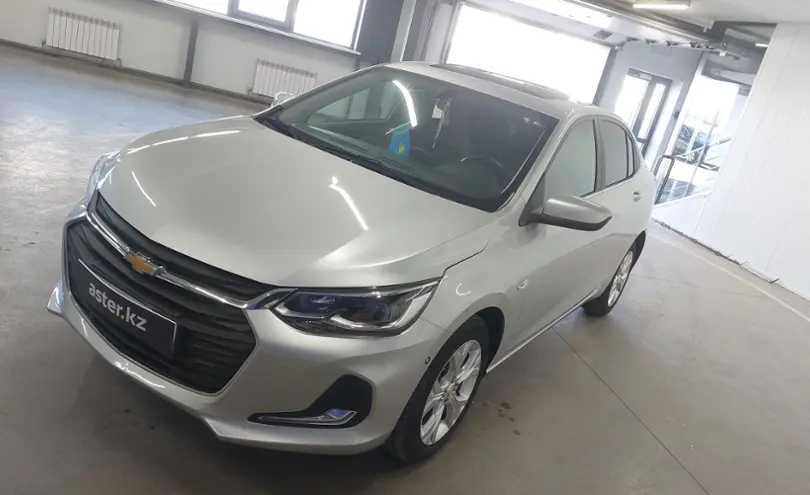 Chevrolet Onix 2023 года за 6 400 000 тг. в Астана