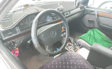 Mercedes-Benz E-Класс 1993 года за 1 200 000 тг. в Астана фото 5