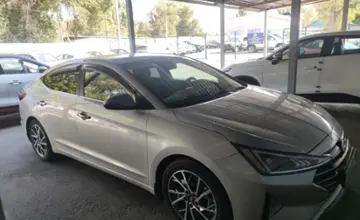 Hyundai Elantra 2019 года за 9 500 000 тг. в Алматы фото 4
