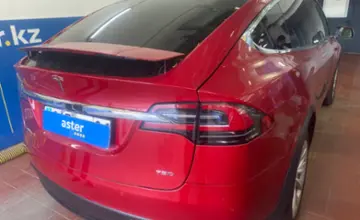 Tesla Model X 2018 года за 30 000 000 тг. в Астана