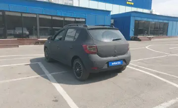 Renault Sandero 2015 года за 3 850 000 тг. в Алматы фото 4