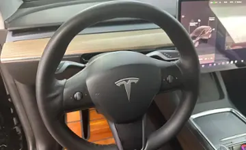Tesla Model Y 2022 года за 15 000 000 тг. в Алматы фото 2