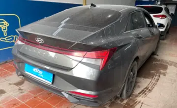 Hyundai Elantra 2021 года за 10 000 000 тг. в Астана