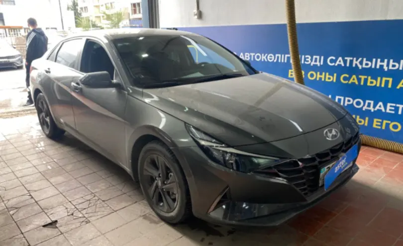 Hyundai Elantra 2021 года за 10 000 000 тг. в Астана фото 3