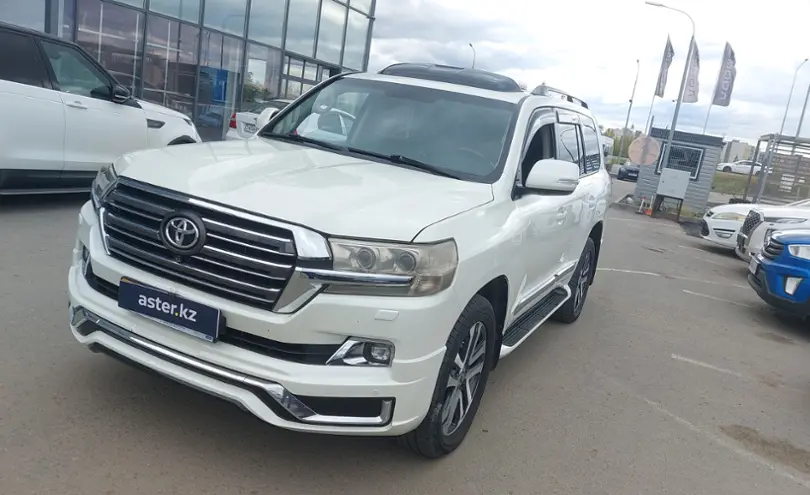 Toyota Land Cruiser 2014 года за 21 000 000 тг. в Астана
