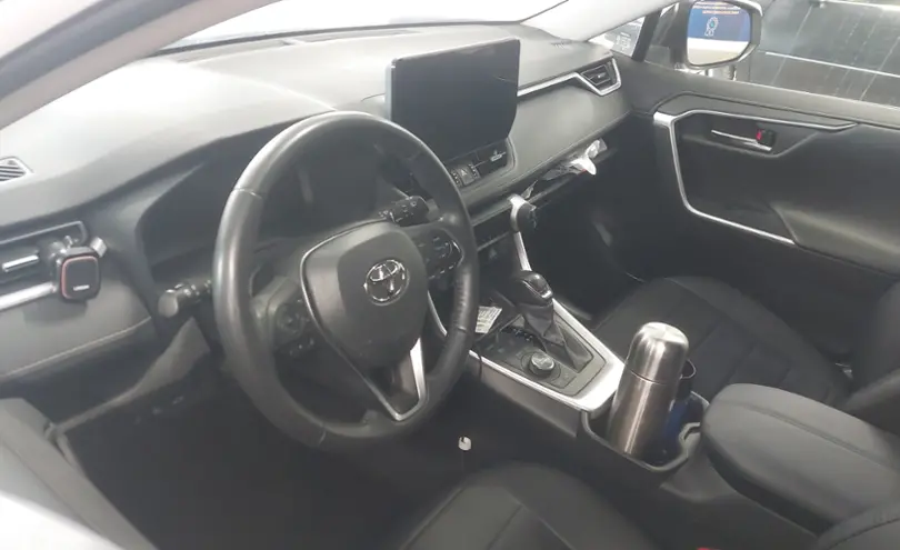 Toyota RAV4 2023 года за 18 500 000 тг. в Астана фото 5