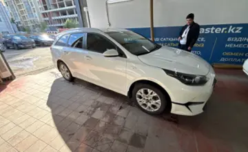 Kia Ceed 2022 года за 12 000 000 тг. в Астана фото 4