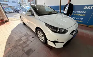 Kia Ceed 2022 года за 12 000 000 тг. в Астана фото 3