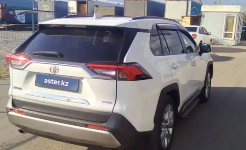Toyota RAV4 2022 года за 18 000 000 тг. в Петропавловск фото 5