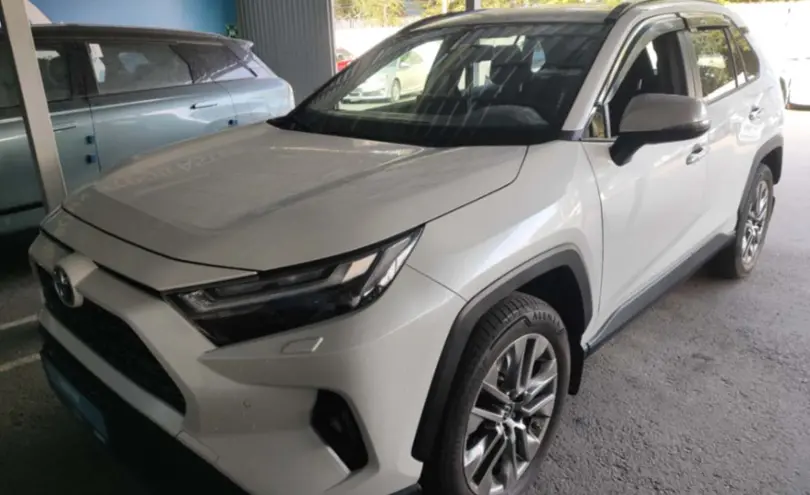 Toyota RAV4 2023 года за 19 000 000 тг. в Алматы