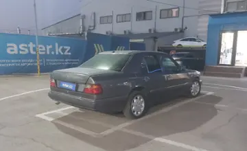Mercedes-Benz E-Класс 1993 года за 1 900 000 тг. в Алматы фото 3