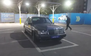 Mercedes-Benz E-Класс 1993 года за 1 900 000 тг. в Алматы фото 2