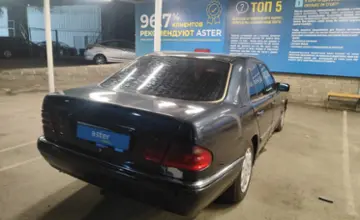 Mercedes-Benz E-Класс 1998 года за 1 500 000 тг. в Алматы