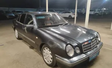 Mercedes-Benz E-Класс 1998 года за 1 500 000 тг. в Алматы фото 3