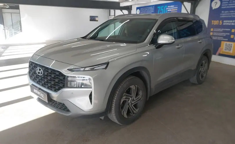 Hyundai Santa Fe 2021 года за 16 500 000 тг. в Астана