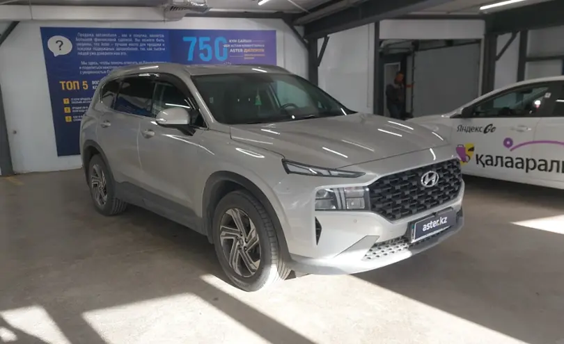 Hyundai Santa Fe 2021 года за 16 500 000 тг. в Астана фото 2