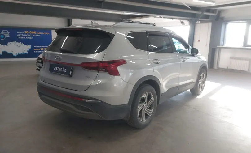 Hyundai Santa Fe 2021 года за 16 500 000 тг. в Астана фото 3