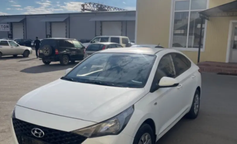Hyundai Accent 2020 года за 6 000 000 тг. в Уральск