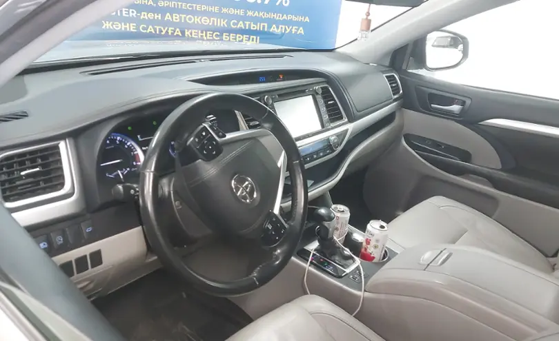 Toyota Highlander 2017 года за 16 500 000 тг. в Астана фото 5