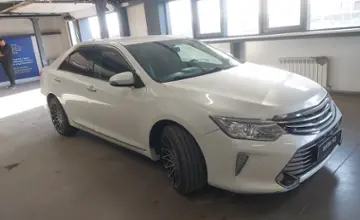 Toyota Camry 2016 года за 11 500 000 тг. в Астана фото 2