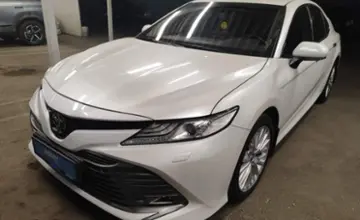 Toyota Camry 2018 года за 15 500 000 тг. в Алматы фото 1