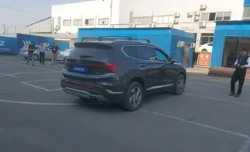 Hyundai Santa Fe 2021 года за 16 000 000 тг. в Алматы фото 3