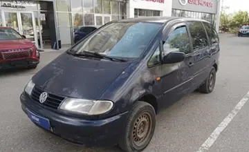 Volkswagen Sharan 1997 года за 1 000 000 тг. в Актобе фото 1
