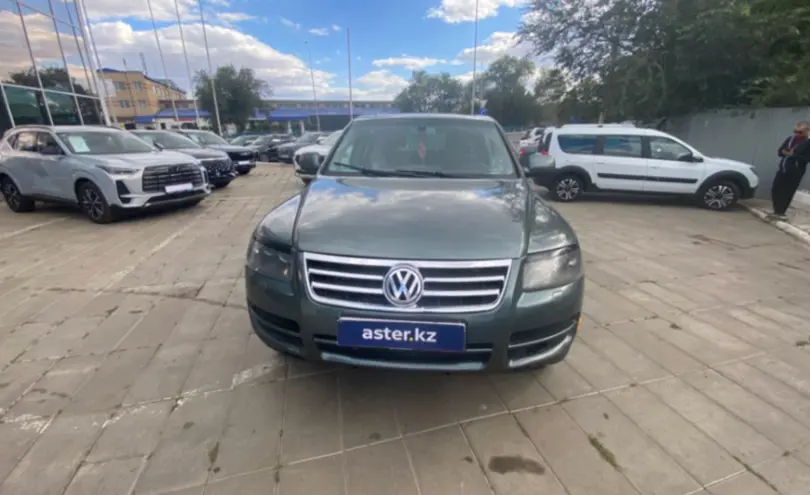 Volkswagen Touareg 2003 года за 3 500 000 тг. в Уральск фото 2