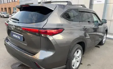 Toyota Highlander 2021 года за 19 500 000 тг. в Костанай